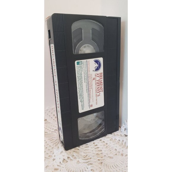 Breakfast at Tiffany's Audrey Hepburn Vintage VHS Movie - Picture 8 of 10